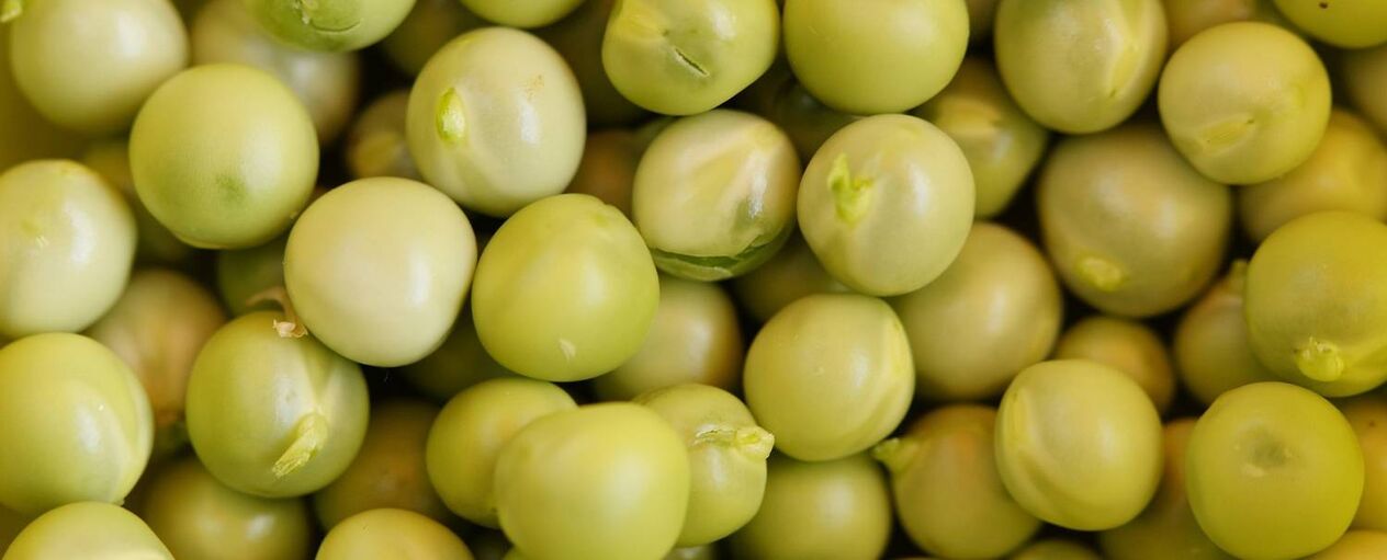 peas in a rejuvenating face mask